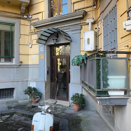 Messineo'S Home Napoli Esterno foto